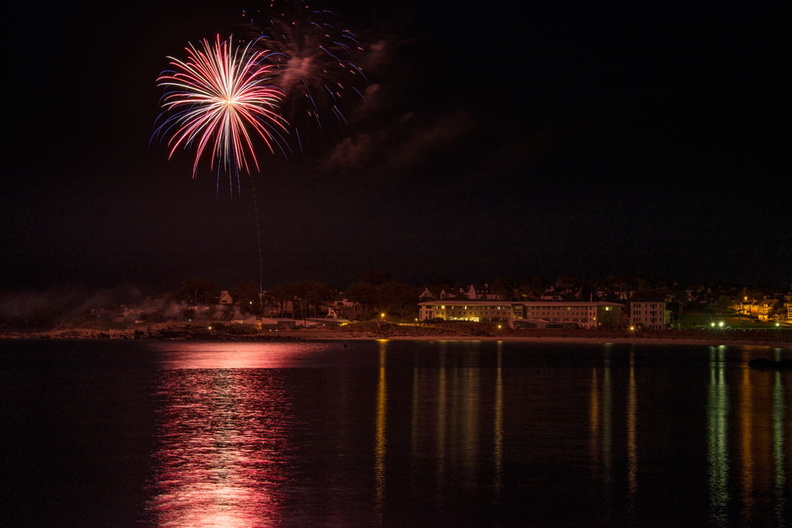 _JJC7309 feux d\'artifice à Trestel 2013.jpg